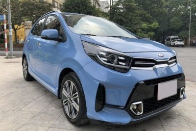 Kia Morning GT-LINE 2022 xe có vẻ ngoài thể thao, hầm hố. 1