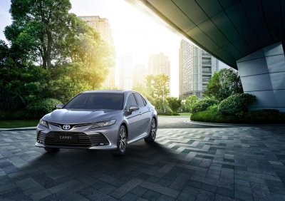 Doanh số phân khúc sedan cỡ D - Toyota Camry chật vật tìm kiếm hào quang đã mất 1