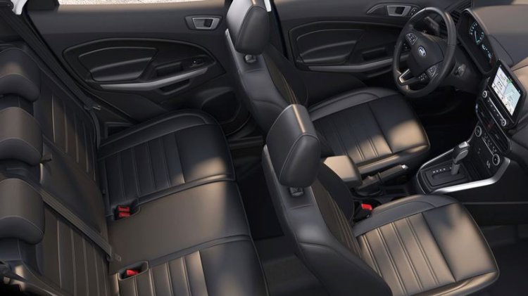 Nội thất tiện nghi trên Ford Ecosport 2018 1