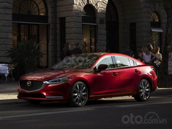 Mazda 6 2018 có ngoại hình bắt mắt và hiện đại