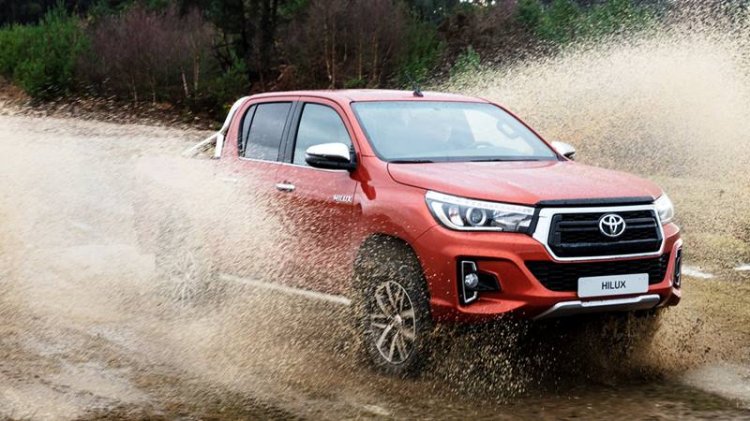 Toyota Hilux 2019 hiện tại giá bao nhiêu? 2