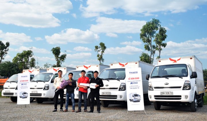 Ngoại thất xe Kia Frontier