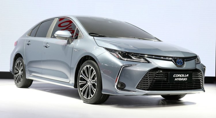 Ngoại thất xe Toyota Corolla