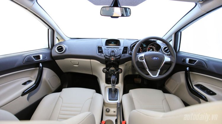 Nội thất xe Ford Fiesta 2018