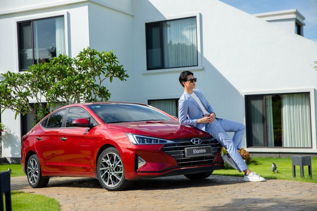 Xe Hyundai Elantra 16AT 2016  Đỏ