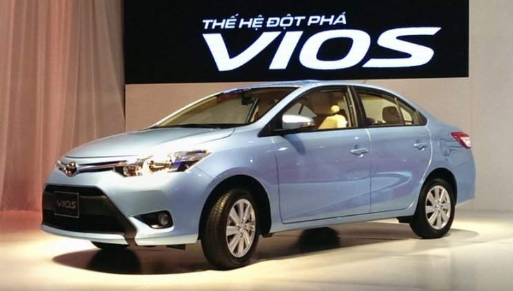 Ngoại hình Toyota Vios cũ đời 2014.