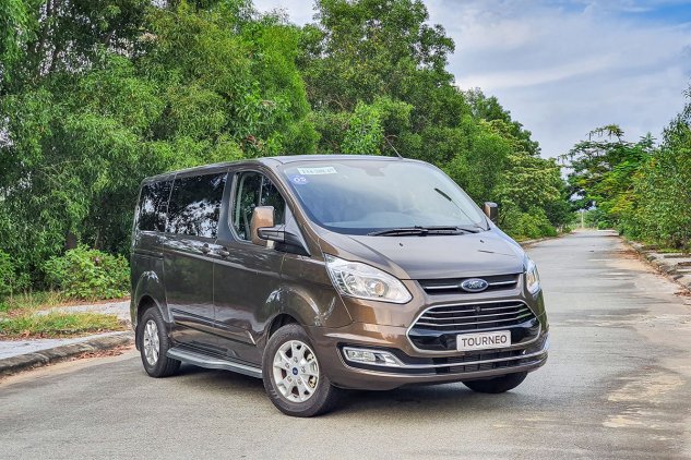 Mua bán xe Ford Tourneo 2020.