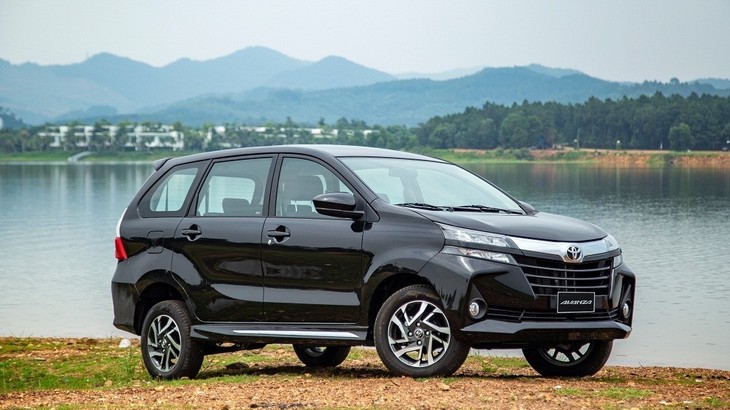 Toyota Avanza mới.