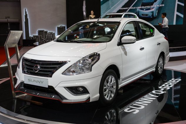 Nissan Sunny.