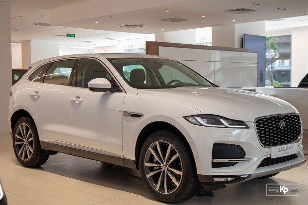 Xe ô tô Jaguar.