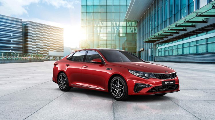 xe KIA Optima 2020
