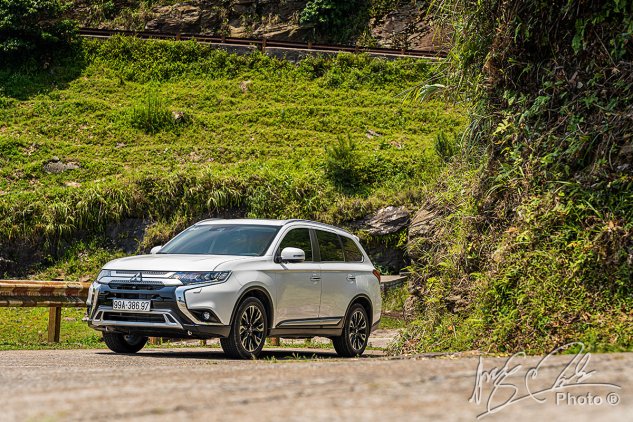Giới thiệu xe Mitsubishi Outlander 2020.