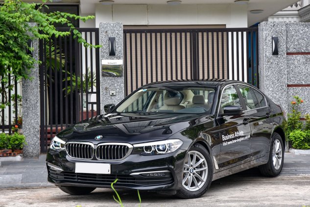 Giới thiệu xe BMW 520i 2020.