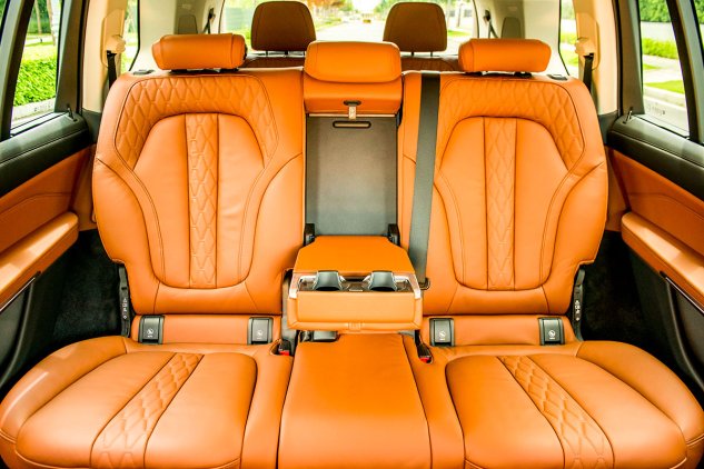 BMW X7 2019.