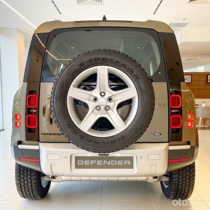 Giá xe LandRover Defender cũ tại Oto.com.vn a2
