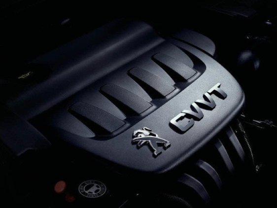 Peugeot 408 được trang bị động cơ xăng 4 xy-lanh thẳng hàng 1