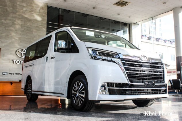 Thông tin xe Toyota Granvia 1