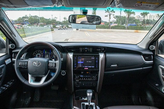 Xe Toyota Fortuner 2020 là lựa chọn tốt cho người mua trong tầm giá 1 tỷ đồng 1