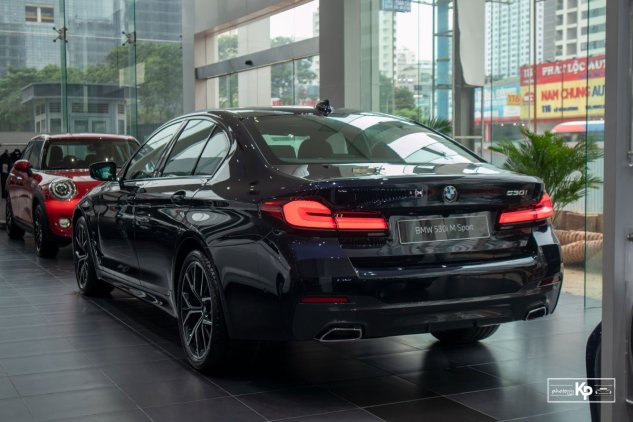 Có nên mua xe BMW 530i 2019 cũ? 1
