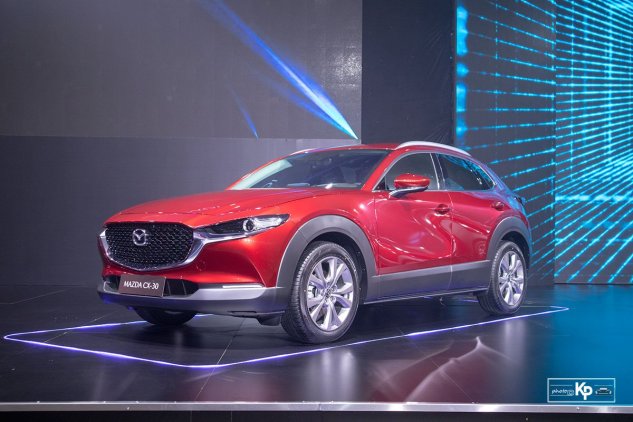 Giá xe Mazda CX-30 cũ, mới hiện nay.