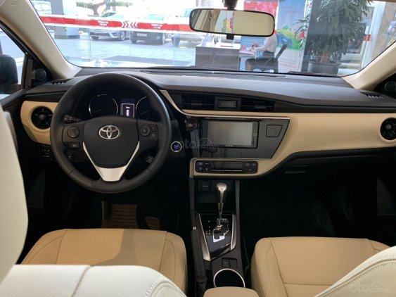 Toyota Corolla Altis 2019 có gì mới Giá bao nhiêu  Danhgiaxe