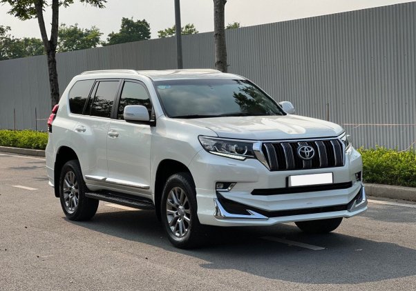 Có nên mua xe Toyota Land Cruiser Prado cũ không?