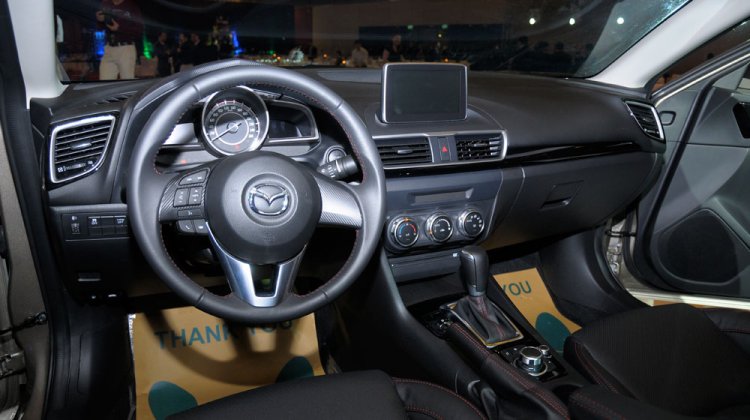 Mazda 3 trong tầm giá dưới 500 triệu đồng