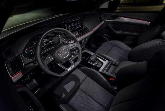 Nội thất xe Audi Q5 2021.